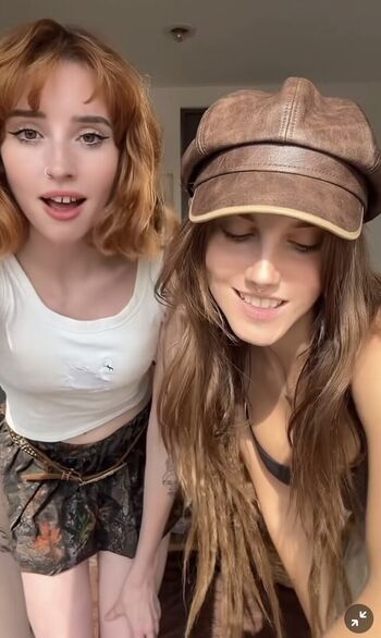 Full leaked Zvonilkaaaa/ private onlyfans photo