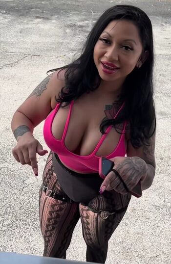 Full leaked Emily bloom / private onlyfans photo