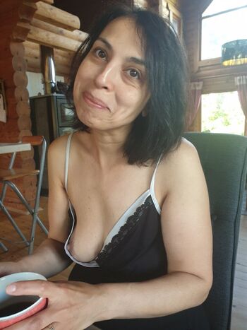 Full leaked Luna umberlay/ private onlyfans photo
