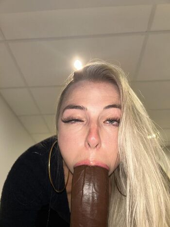 Full leaked Ellie the empress / private onlyfans photo