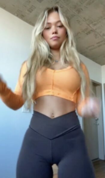 Full leaked Selahrain/ private onlyfans photo