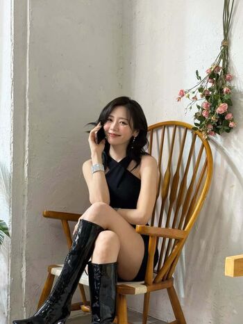 WomenK-pop