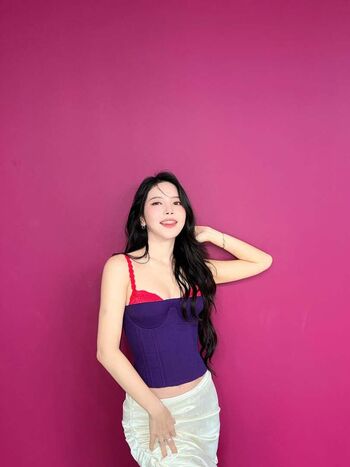WomenK-pop