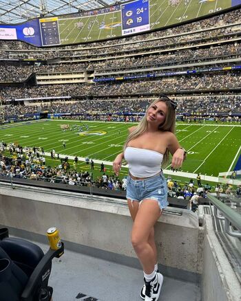 Full leaked Xchristiina private onlyfans photo