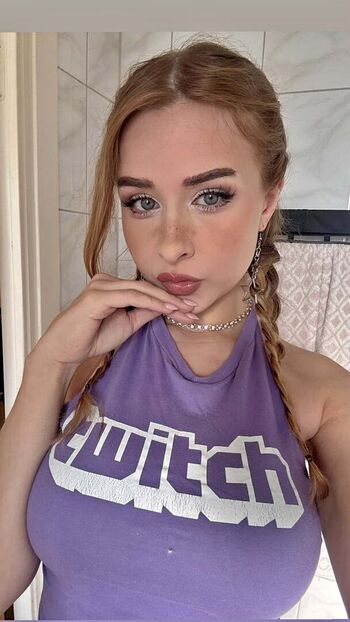 Full leaked Yaboielina private onlyfans photo