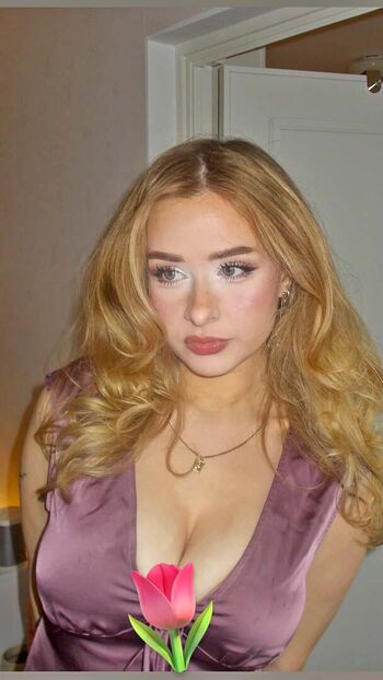 Full leaked Yaboielina private onlyfans photo