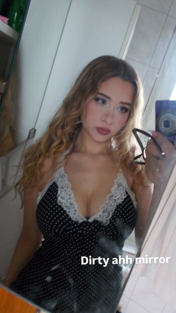 Full leaked Yaboielina private onlyfans photo
