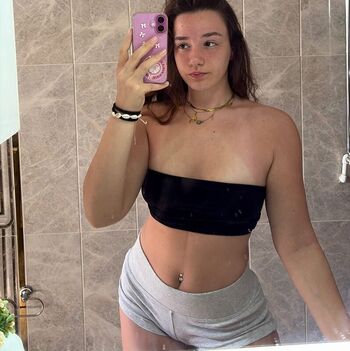Full leaked Yagmur simsek private onlyfans photo