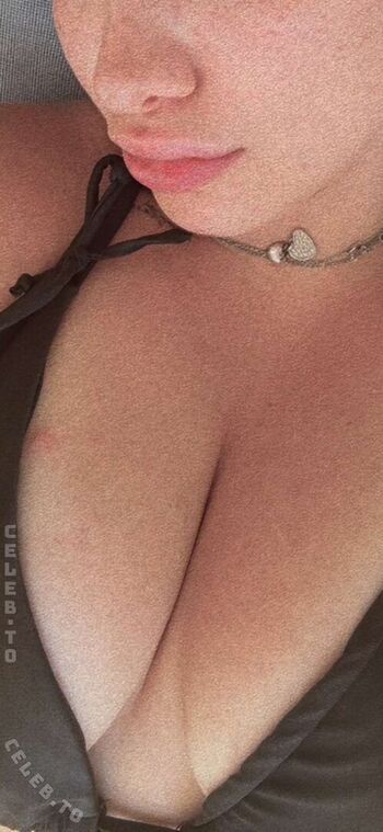 Full leaked Yasilisches private onlyfans photo
