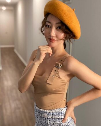 Full leaked Yeonmi park private onlyfans photo