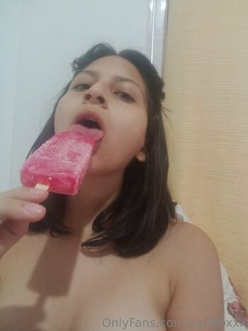 Full leaked Zarafoxxx private onlyfans photo