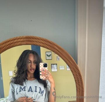 Full leaked Zoeysinnfree private onlyfans photo