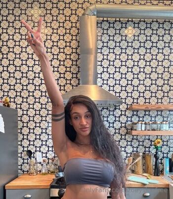 Full leaked Zoeysinnfree private onlyfans photo